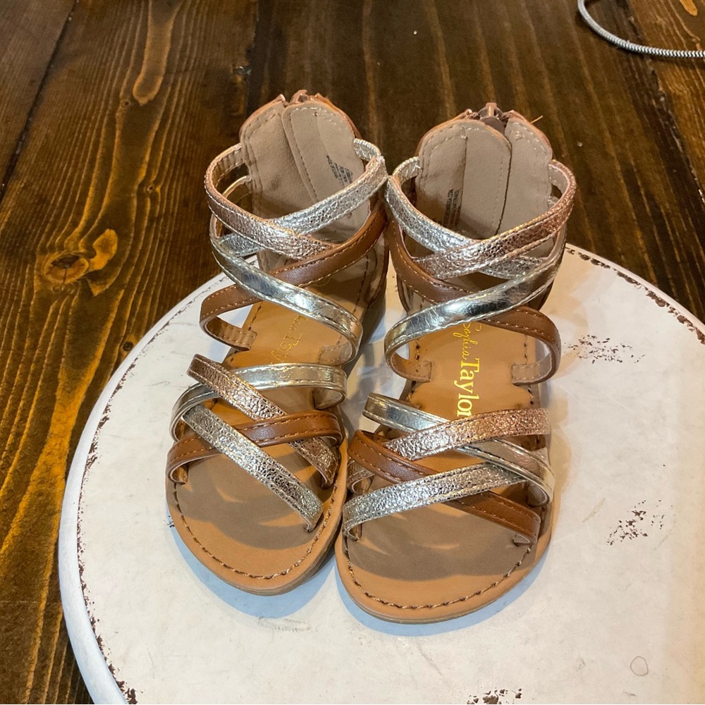 NWOT Stylish Taylor Kids Sandals - Silver and Brown
